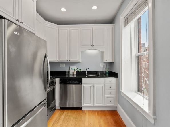 177 Endicott St 3, Boston MA 02113