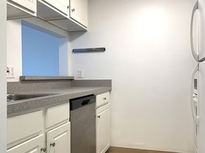 301 Lowell St 34, Somerville MA 02145
