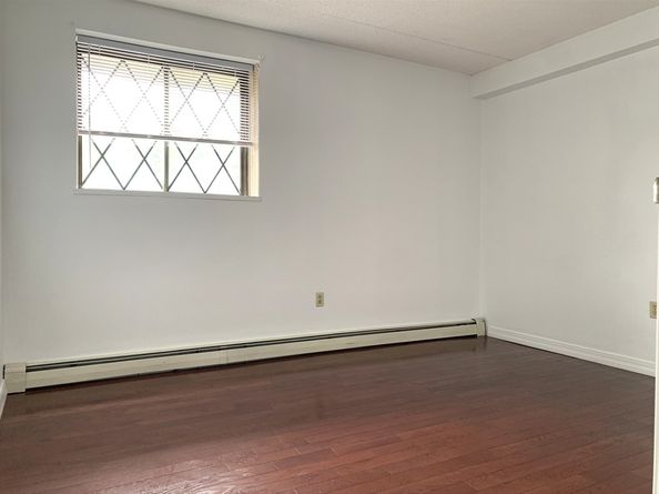 301 Lowell St 34, Somerville MA 02145