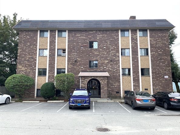 301 Lowell St 34, Somerville MA 02145