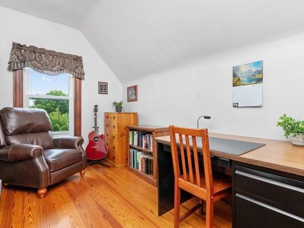 66 Hobson St, Boston MA 02135
