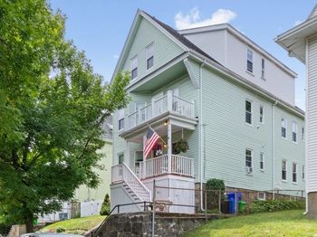 66 Hobson St