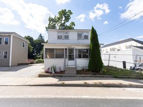 8 Thompson, Webster MA 01570