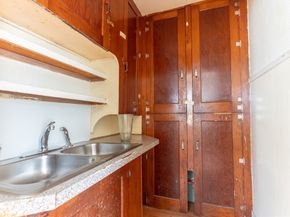 8 Thompson, Webster MA 01570