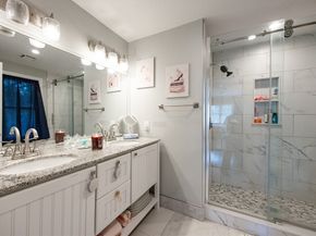 212 W 6th St 212, Boston MA 02127