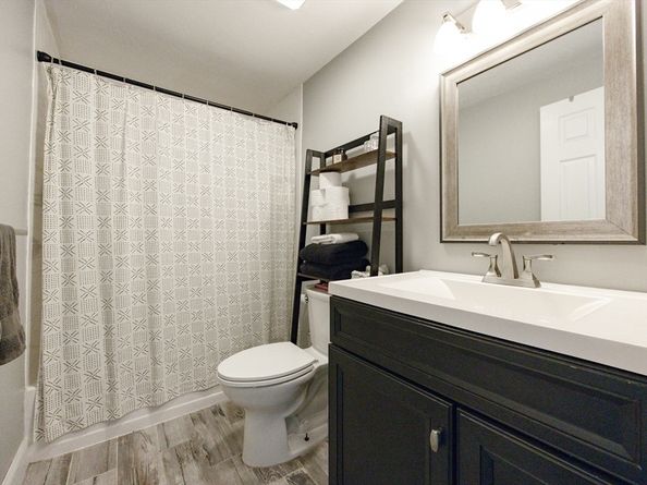 212 W 6th St 212, Boston MA 02127