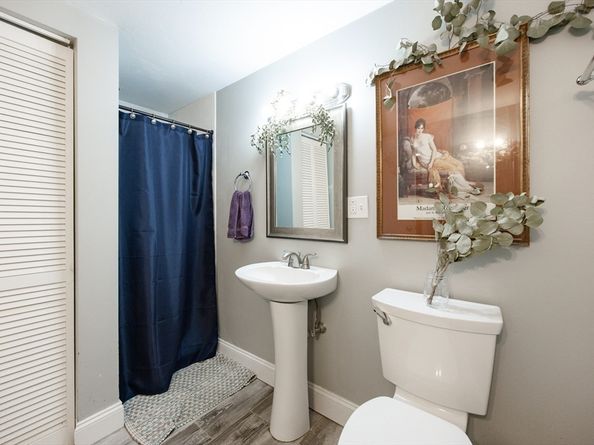 212 W 6th St 212, Boston MA 02127