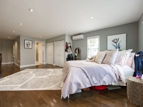 212 W 6th St 212, Boston MA 02127