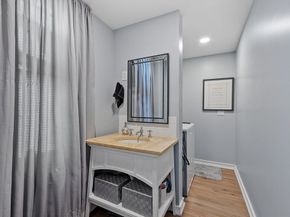 91 Orchard St, Leominster MA 01453