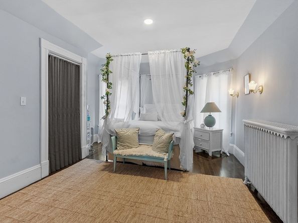 91 Orchard St, Leominster MA 01453