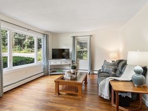6 Argentine Street, Leominster MA 01453