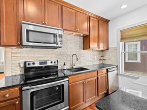 96 King St 1, Boston MA 02122