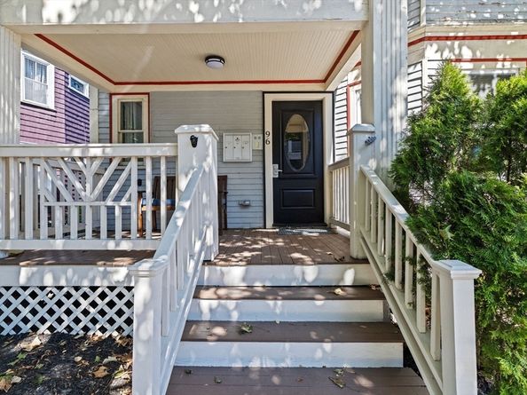 96 King St 1, Boston MA 02122