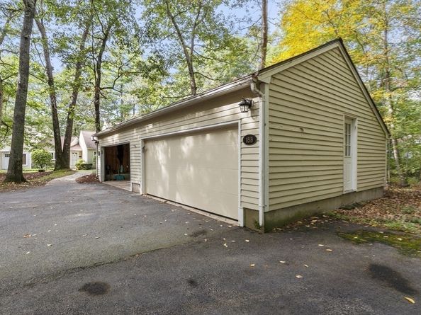 18B Pilgrim Dr 24, Westford MA 01886