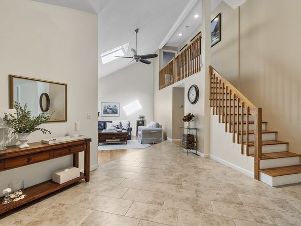 18B Pilgrim Dr 24, Westford MA 01886