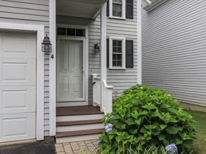 4 Country Candle Lane 4, Northborough MA 01532