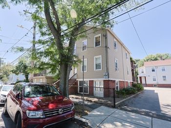 119 Amory St