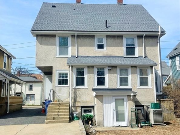 30 Middle St, Newton MA 02458