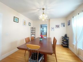 30 Middle St, Newton MA 02458