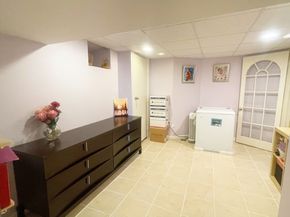 30 Middle St, Newton MA 02458