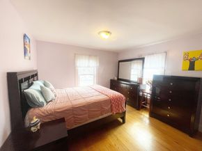 30 Middle St, Newton MA 02458