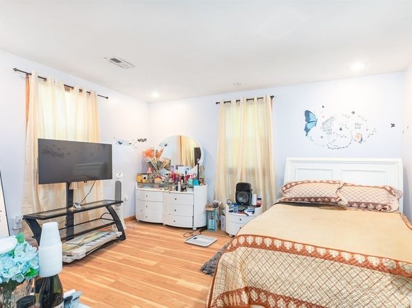 47 Flint St, Revere MA 02151