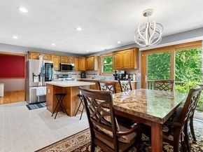 93-A Lexington St, Burlington MA 01803