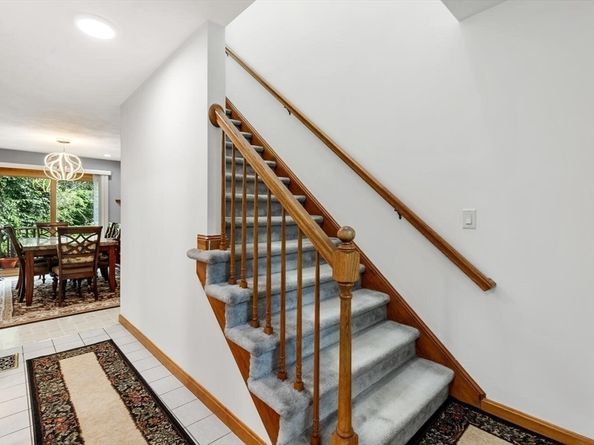 93-A Lexington St, Burlington MA 01803