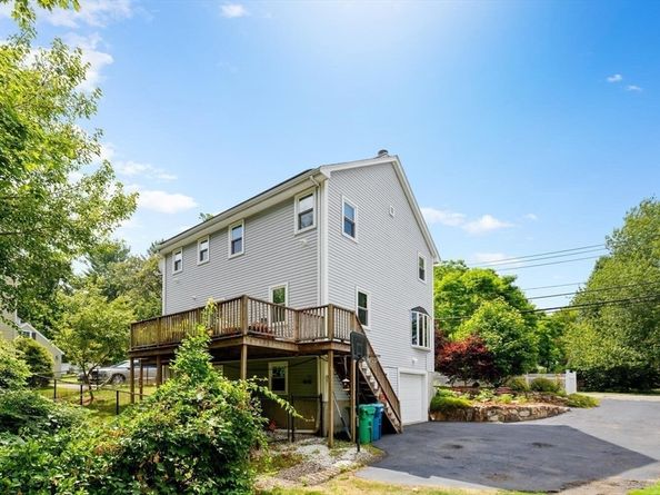 93-A Lexington St, Burlington MA 01803