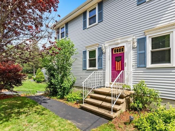 93-A Lexington St, Burlington MA 01803