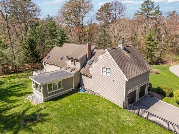 555 River St, Norwell MA 02061