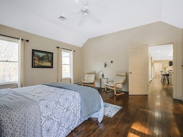 555 River St, Norwell MA 02061
