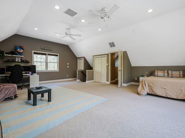 555 River St, Norwell MA 02061