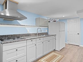 18 Alfred Rd, Saugus MA 01906