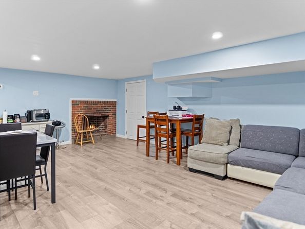18 Alfred Rd, Saugus MA 01906