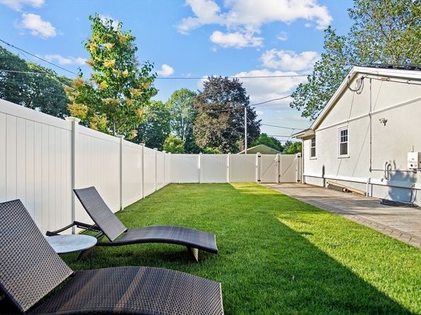 18 Alfred Rd, Saugus MA 01906