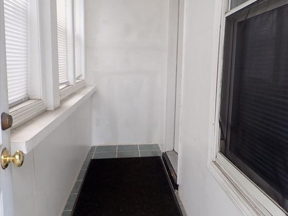 10 Almont Ave, Worcester MA 01604
