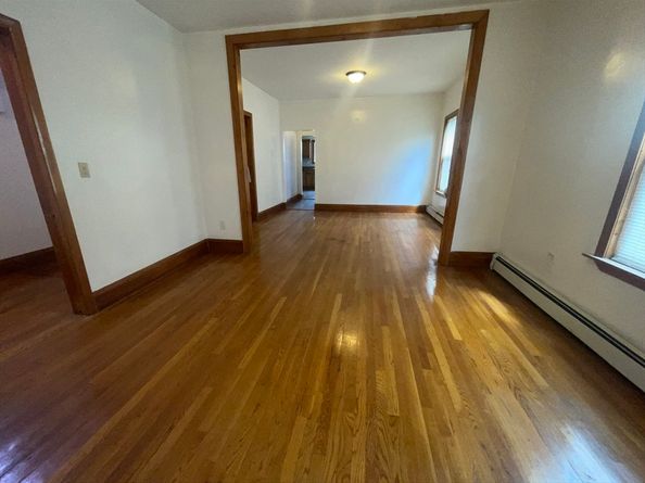 10 Almont Ave, Worcester MA 01604