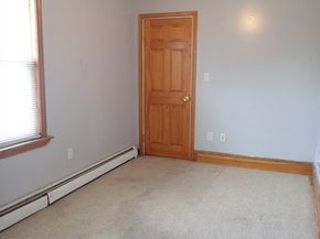 10 Almont Ave, Worcester MA 01604