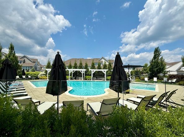 22 Henry Way 22, Millis MA 02054