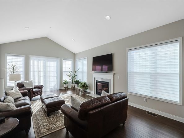 22 Henry Way 22, Millis MA 02054