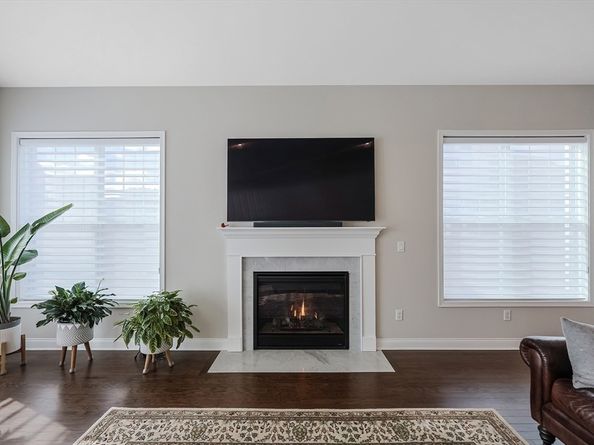 22 Henry Way 22, Millis MA 02054