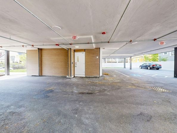 476 Warren St, Boston MA 02121