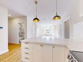 476 Warren St, Boston MA 02121