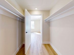 476 Warren St, Boston MA 02121