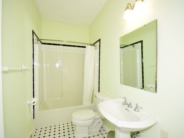 9 Breezy Point Rd, Acton MA 01720