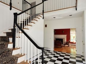 9 Breezy Point Rd, Acton MA 01720