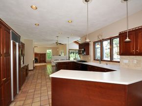 9 Breezy Point Rd, Acton MA 01720