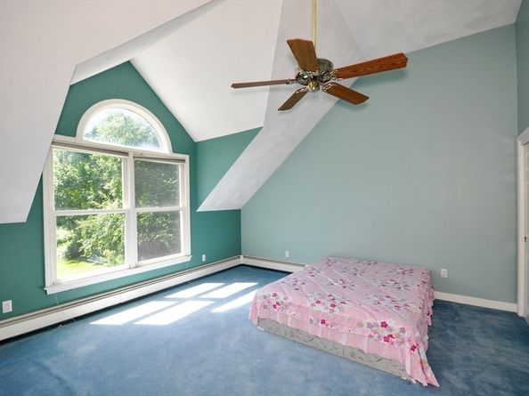 9 Breezy Point Rd, Acton MA 01720