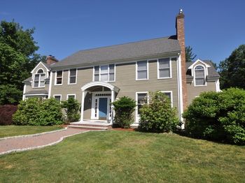 9 Breezy Point Rd
